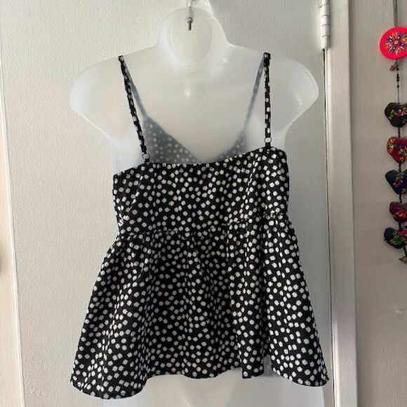 Pretty Floral Flared Top - Picture 5 of 7